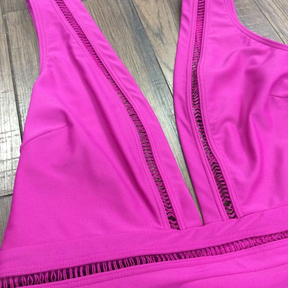 Ted Baker London Pointelle Deep V Swimsuit - Picture 4 of 6